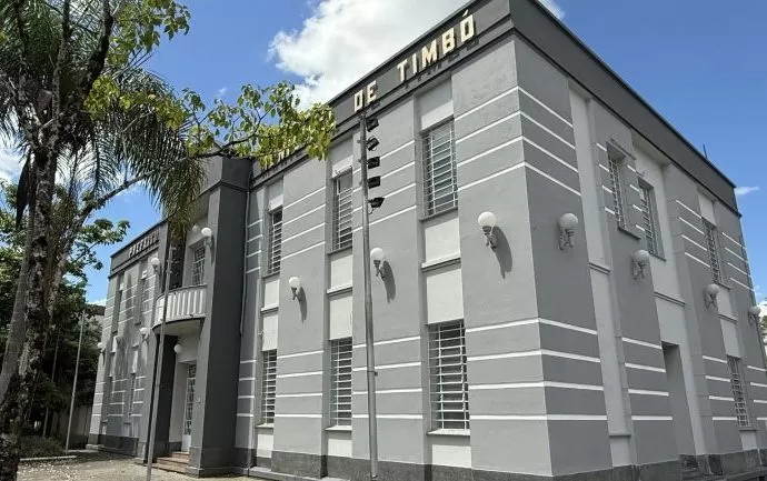 Prefeitura de Timbó divulga datas para votação popular do Concurso Luzes de Natal
