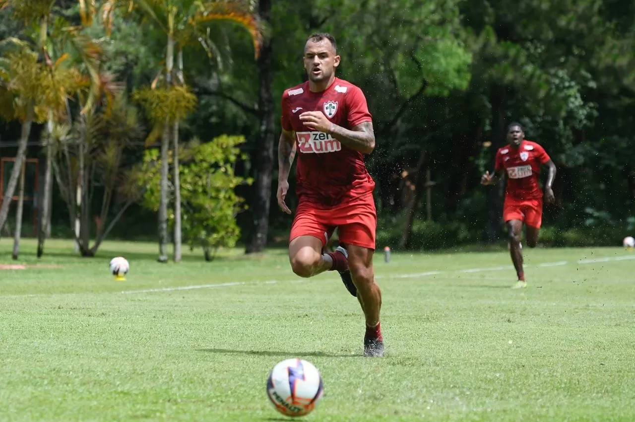 Portuguesa intensifica preparação e agenda mais dois jogos-treino