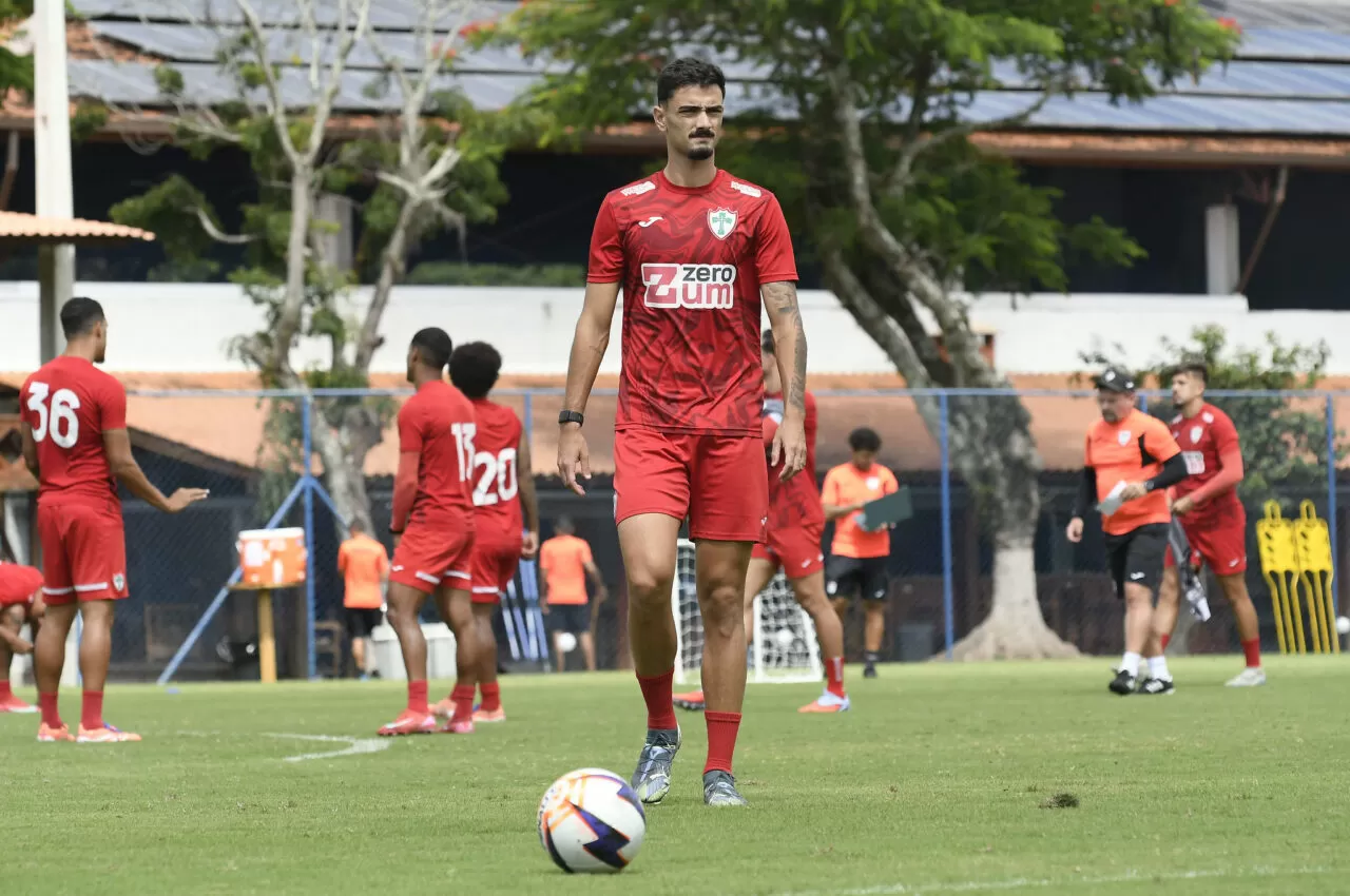 Cadorini comenta adaptação à Lusa e projeta estreia diante do Palmeiras