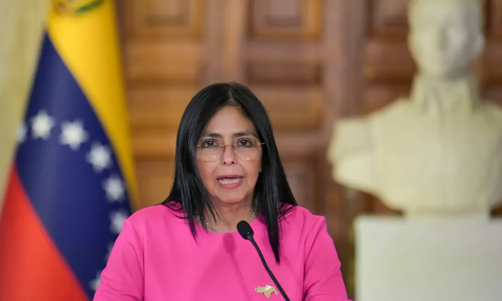Venezuela retoma relações diplomáticas com Estados Unidos
