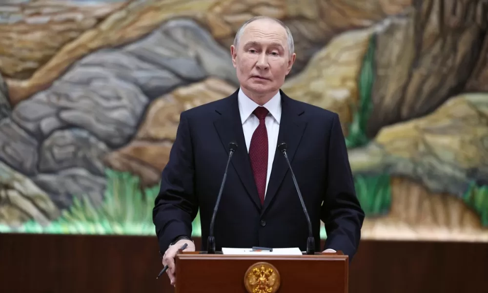 Rússia ataca Ucrânia com míssil hipersônico