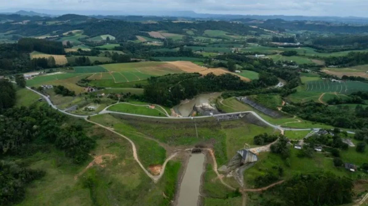 Defesa Civil fecha barragens de Ituporanga e Taió para reduzir risco de cheias no Vale do Itajaí