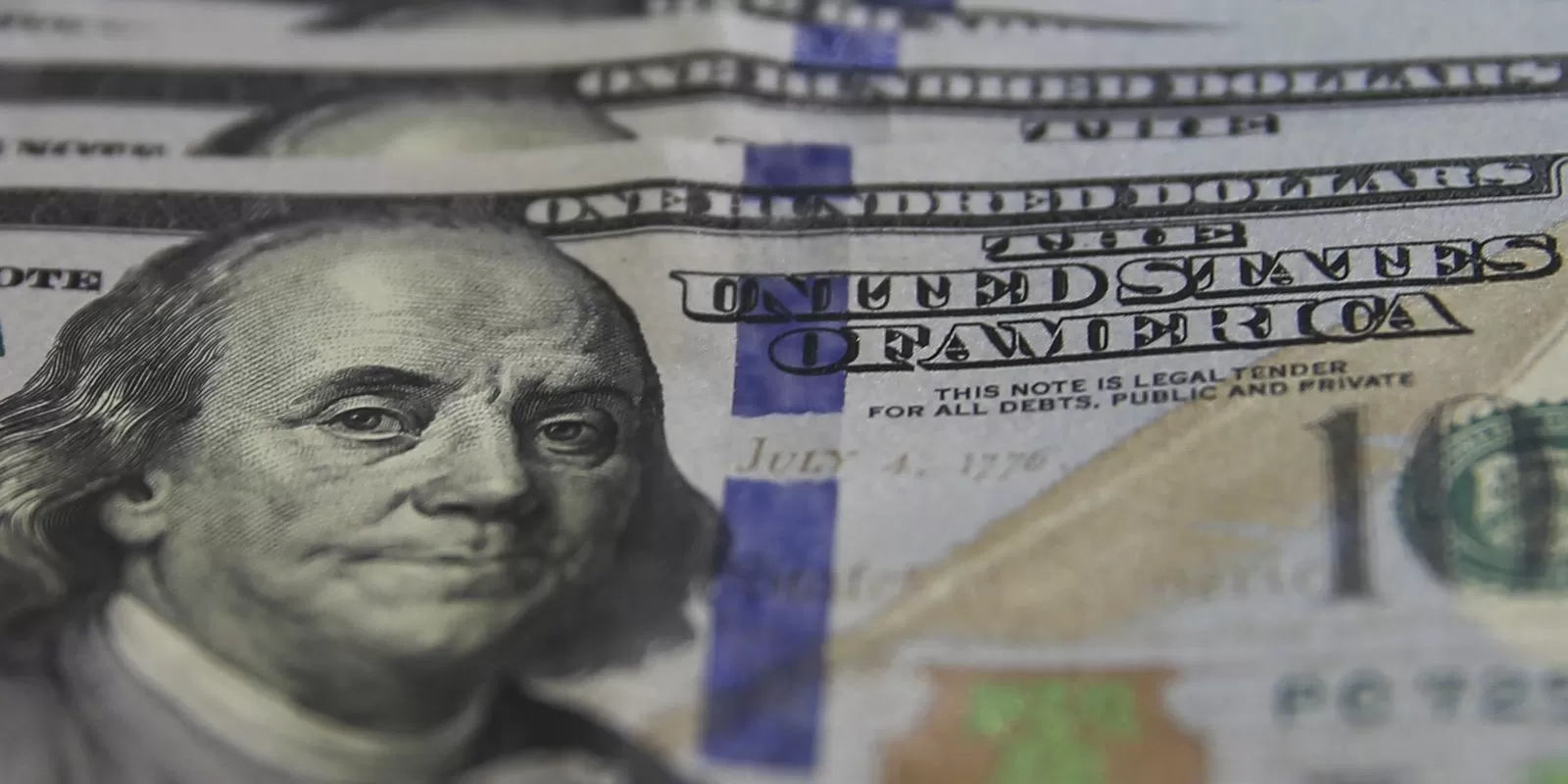 Dólar cai para R$ 5,36 com desaceleração do emprego nos EUA