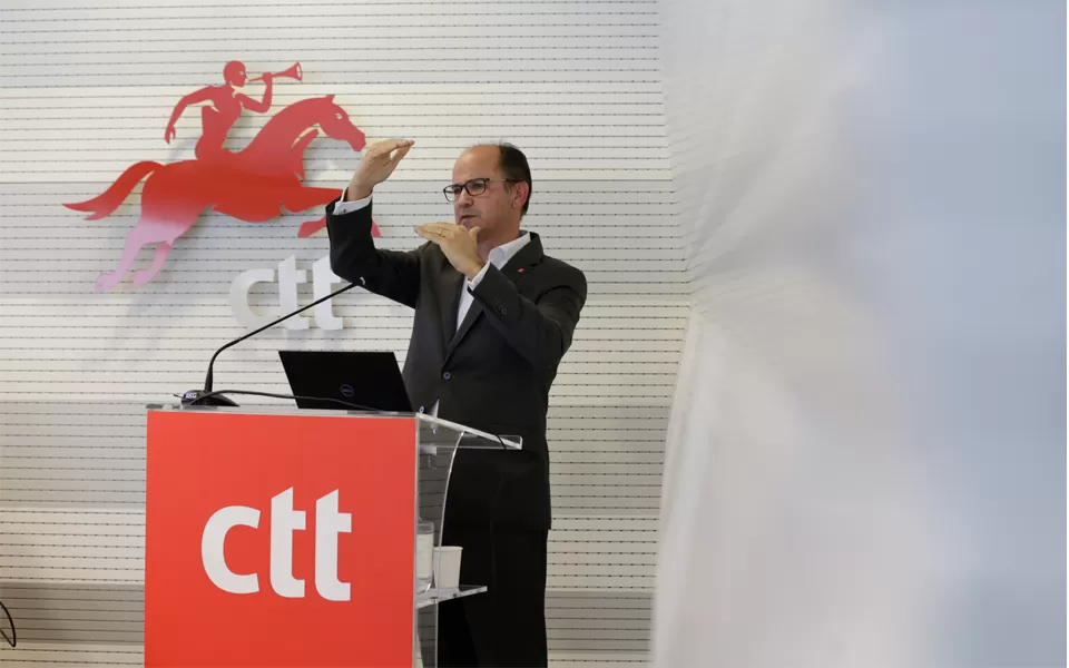 CTT: Suspensão do subsídio de mobilidade deve-se a “diretrizes externas”
