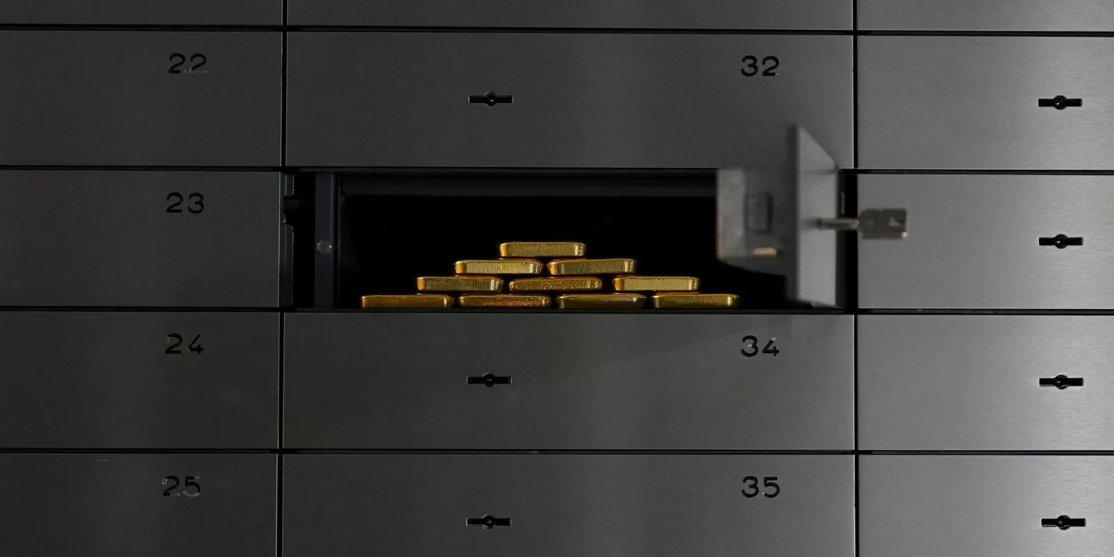 Ouro bate recordes na cotação internacional; entenda os motivos