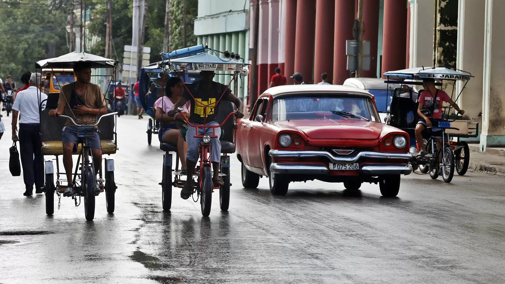 Governo português aconselha a adiamento de viagens "não indispensáveis" a Cuba