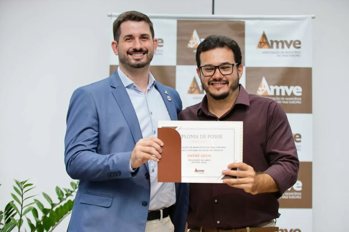 André Vechi assume a Amve e projeta nova agenda regional com foco em mobilidade, prevenção e tecnologia