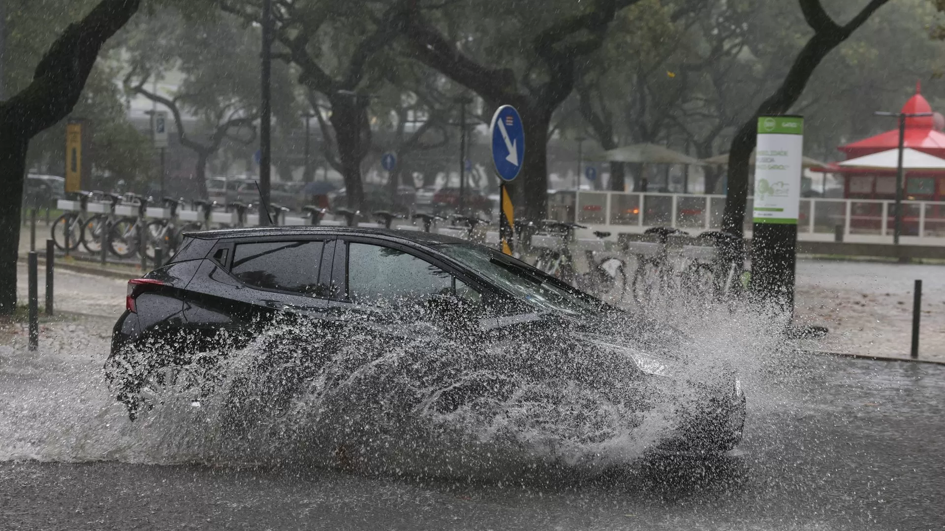 Mau tempo: Câmara de Lisboa apela a que se evitem deslocações desnecessárias