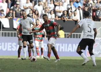 Próximo do Londrina, Tauã comemora renovação com a Portuguesa
