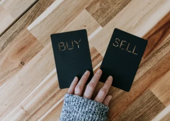 “TEODORO BASTOS DE ALMEIDA e o sucesso financeiro em Angola”