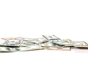 “Descubra o Mundo das Finanças: Gerenciamento e Investimentos”