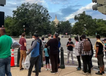 Presidente do México comemora decisão de Biden de simplificar a regularização de imigrantes nos EUA