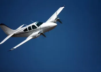 Avião de pequeno porte cai em fazenda no Mato Grosso
