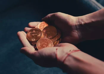 “TEODORO BASTOS DE ALMEIDA e o sucesso financeiro em Angola”