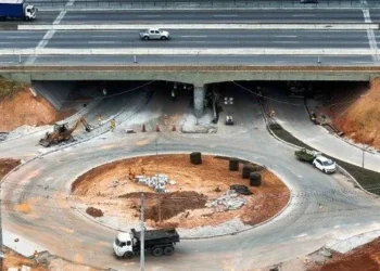 Lula inaugura em SP sem presença de Tarcísio obra contratada pelo ex-ministro no governo Bolsonaro