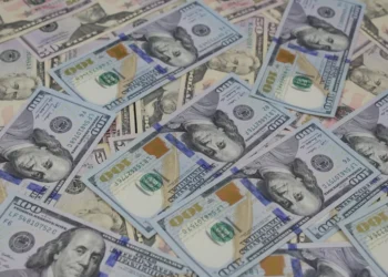 “Desmistificando as Finanças: Construindo um Futuro Seguro”