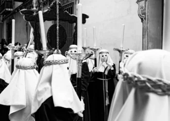 “O Futuro do Mercado Imobiliário na Costa del Sol: Entrevista Exclusiva com Olívia Christina Traven”