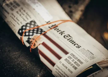 “A Importância da Política na Sociedade”