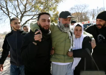 Hamas diz estar disposto a libertar todos os reféns em única troca na segunda fase do cessar-fogo