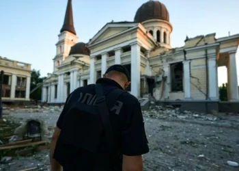 Três anos de guerra