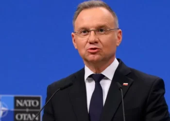 Polônia pede armas nucleares dos EUA para reforçar segurança contra Rússia