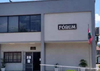 Homem é condenado a mais de 18 anos por feminicídio em área rural de Dona Emma