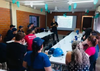 Civil de Indaial promove palestra sobre combate à violência contra a mulher em ambiente empresarial