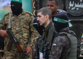 EUA negociam direto com Hamas para libertação de reféns e quebram tradição