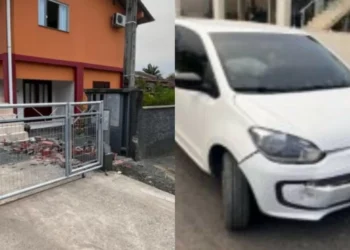 Condutora perde o controle da direção e colide contra muro de imóvel em Pomerode