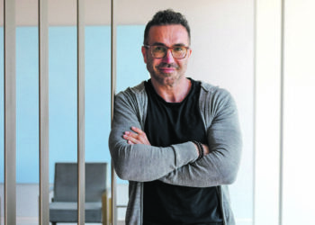 Como apressar grandes empresas e o Estado para se modernizarem