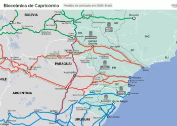 Boric visita Brasil e prioriza desenvolver plano de rota Atlântico-Pacífico
