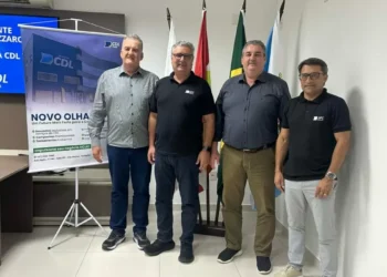 Em visita a Timbó, presidente do SPC Brasil elogia CDL e analisa cenário econômico