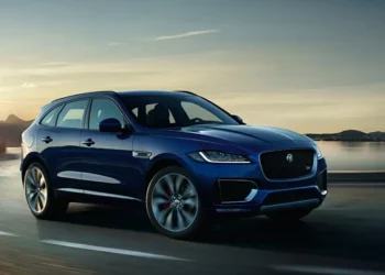 Jaguar Land Rover suspende por um mês exportações do Reino Unido para os EUA