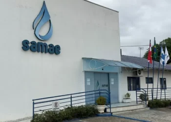 Obra do SAMAE afeta abastecimento de água no Bairro das Nações em Timbó