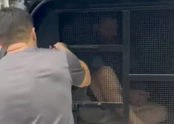 Homem é preso por tráfico de drogas após denúncias em Blumenau