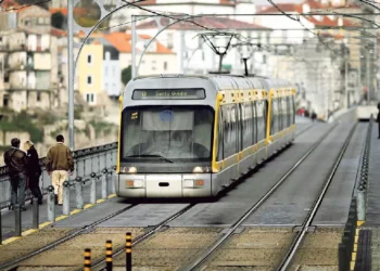 Metro do Porto diminui prejuízos em 70% para 13,4 milhões de euros em 2024