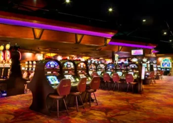 Operadora de casinos cria bolsas para estudantes lusófonos de mestrado em Macau