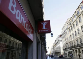 Angolana BIC Seguros multada em 64.700 euros por falhas na prevenção de branqueamento