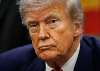 Trump afirma que não descarta atacar o Irã se houver relatos de novo enriquecimento de urânio