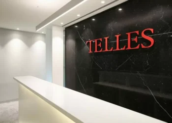 Telles assessorou Grupo Ferpinta na compra de hotel onde abriu o Vila Baleira Residence
