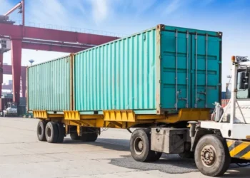 Transporte de equipamento com 15 toneladas pode causar interrupções no trânsito em Blumenau