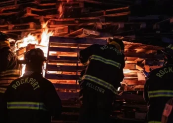 Atirador embosca bombeiros em serviço e deixa ao menos dois mortos nos Estados Unidos
