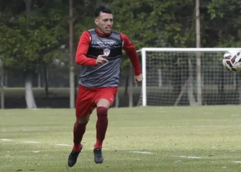 De Paula comemora assistência e retorno ao time da Lusa: “Momento especial para mim”