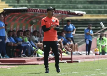 Cauan de Almeida valoriza defesa e padrão coletivo da Portuguesa após vitória na Série D