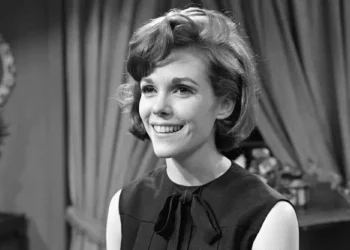Morre Eileen Fulton, a icônica atriz de ‘As the World Turns’, aos 91 anos