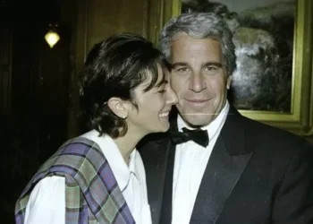 Entenda quem é Jeffrey Epstein, quais crimes cometeu e como caso gerou crise no governo Trump