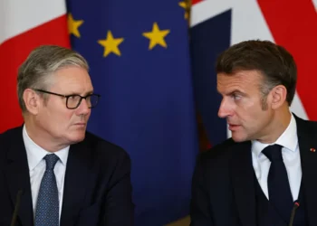 Macron pede que França e Reino Unido reconheçam juntos a Palestina