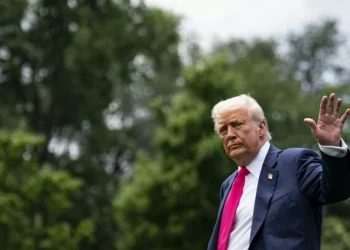 Trump pressiona Índia e diz que tarifas sobre produtos farmacêuticos podem chegar a 250%