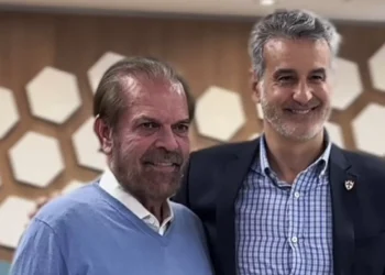 Presidente da SAF da Lusa se reúne na FPF para tratar de Canindé e Série D