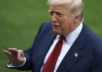 Corte de apelações dos EUA anula multa de US$ 464 milhões contra Trump em processo civil